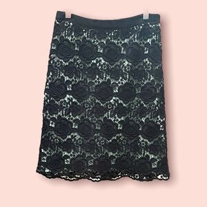EUC Karen Millen Lace Overlay Skirt. Size 2